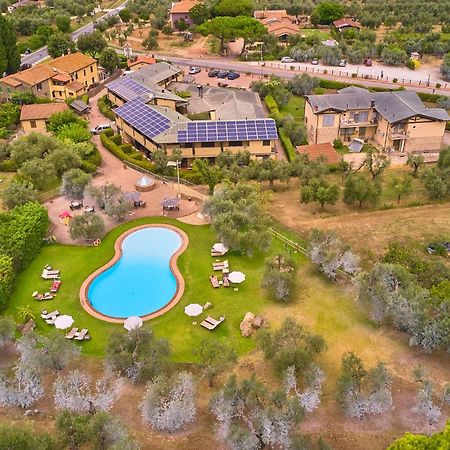 Hotel Zi Martino Кастаньєто-Кардуччі Екстер'єр фото