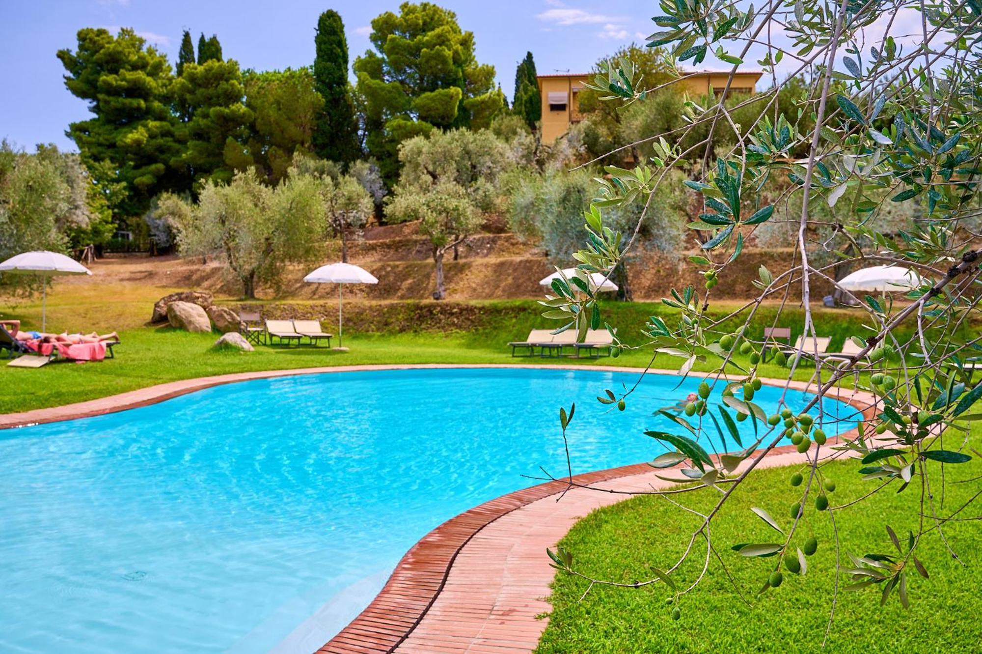 Hotel Zi Martino Кастаньєто-Кардуччі Екстер'єр фото